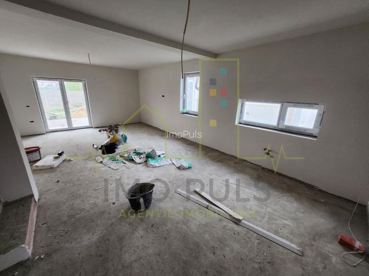 Duplex in Mosnita noua. Pozitie foarte buna. Se pot face 3 dormitoare - 2