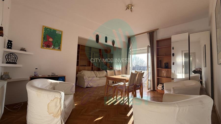 Garsonieră boemă | Mântuleasa – Sf. Ștefan | Balcon, centrală, etaj 4 - 3