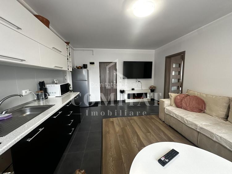 Apartament la cheie | 3 camere | Gradina | Zona str Stejarului - 8