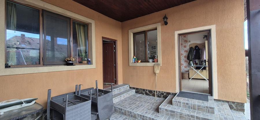 De vanzare casa cu teren in Curteni
