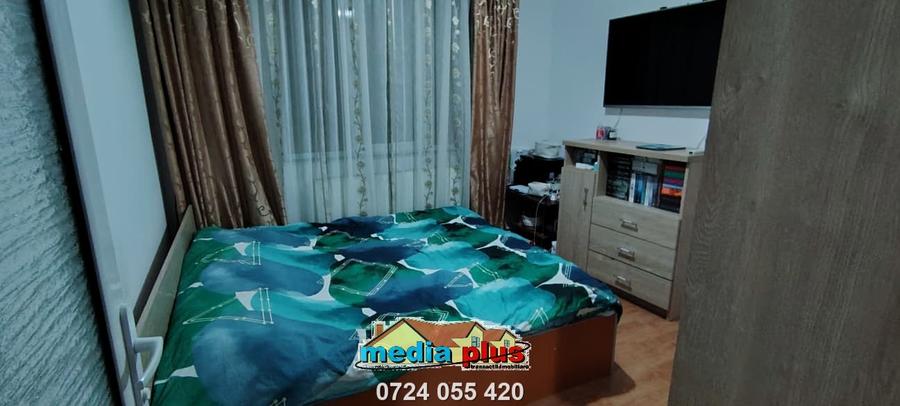 Vânzare apartament 3 camere, etaj 1, Micro 19 – mobilat complet