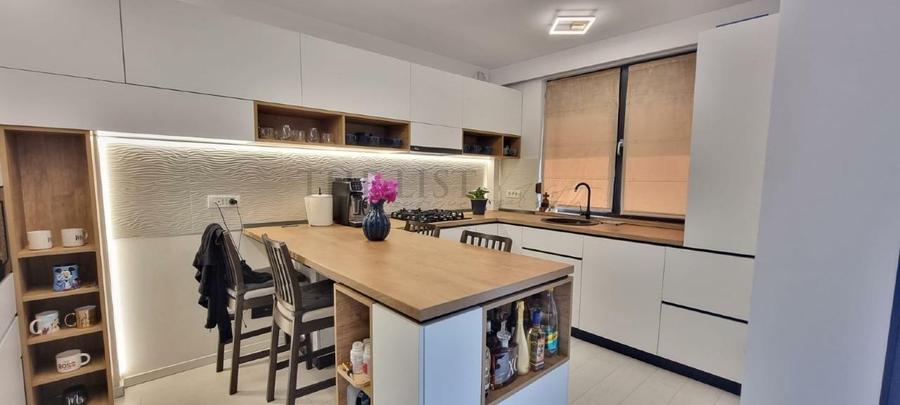 De Vanzare | Vila cu 4 camere | Complex Rezidential Tunari