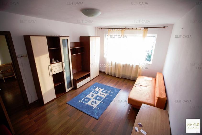 Apartament 3 camere, Tatarasi, etaj 3/4 - 3