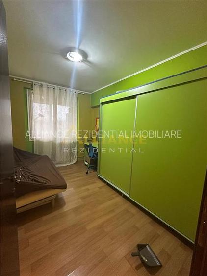 Brancoveanu Ap 3 Camere  Sector 4 - 11