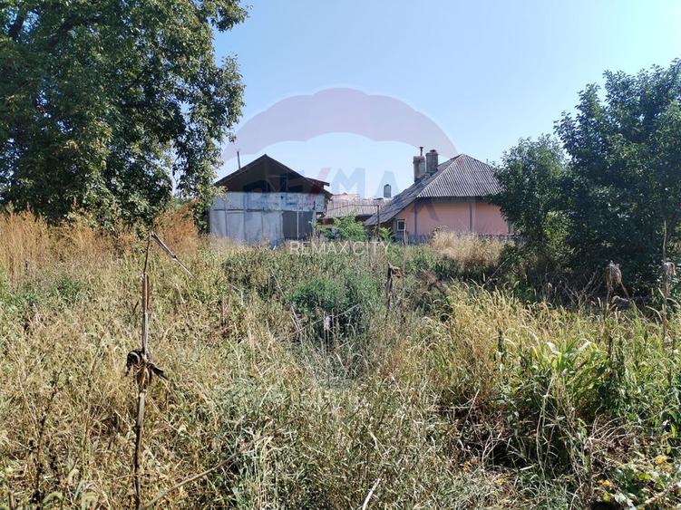 Casă / Vilă cu 4 camere de vânzare în zona Central - 21