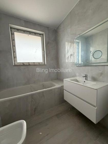 Apartament de vanzare, 3 camere, 184,78 mp, zona Cetatii  - 11