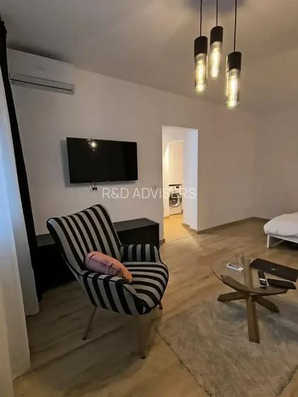 Garsonieră, renovată complet – Calea Griviței | Metrou 1 MAI - 11