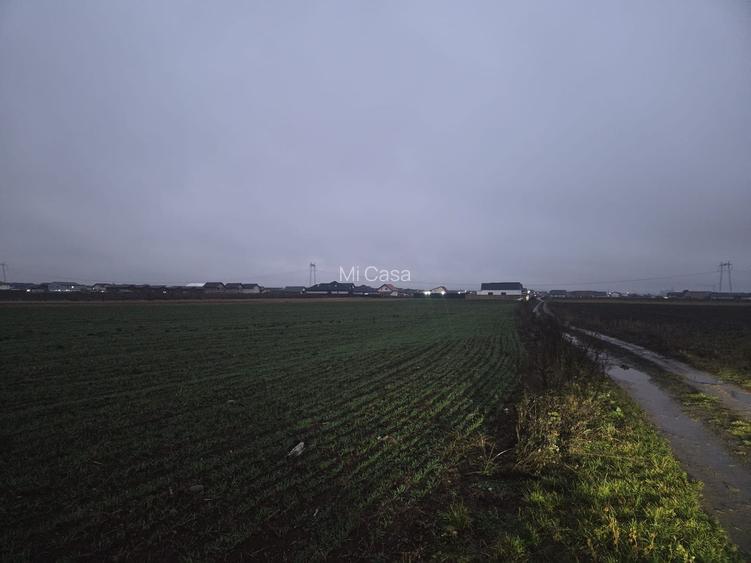 Teren cartier Izvor langa Brasov - 4