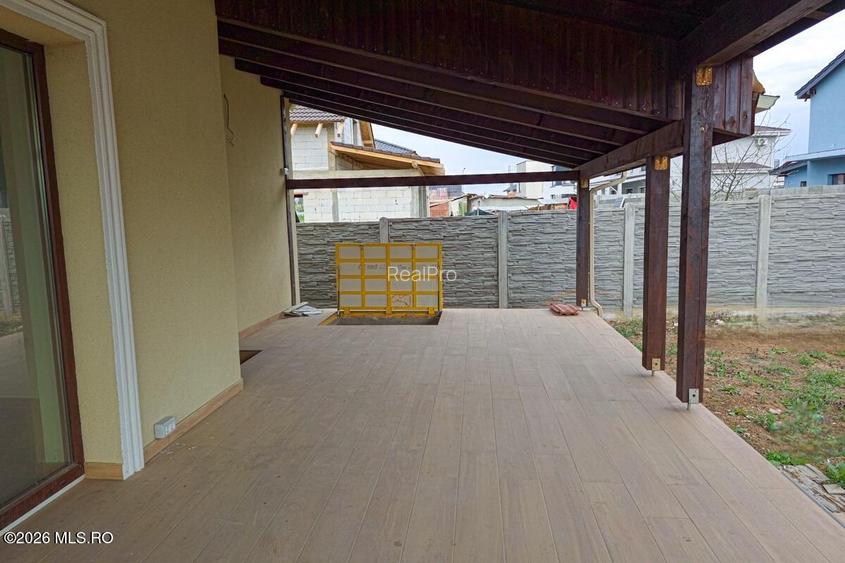 Giarmata - Casa P+1, 4 Dormitoare, 4 Bai, Garaj, Beci, Teren 556 Mp - 24