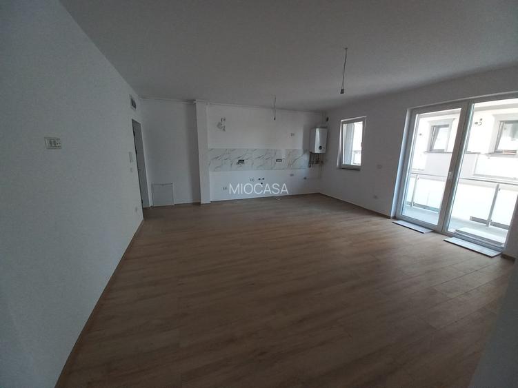 NOU. Langa Profi. La asfalt. Bucatarie inchisa. Etaj 1. - 2