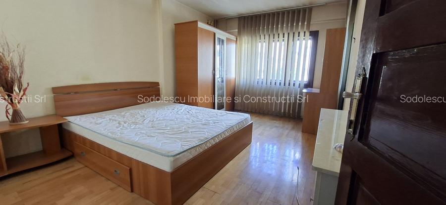 Apartament cu 3 camere - zona semicentrala - 16