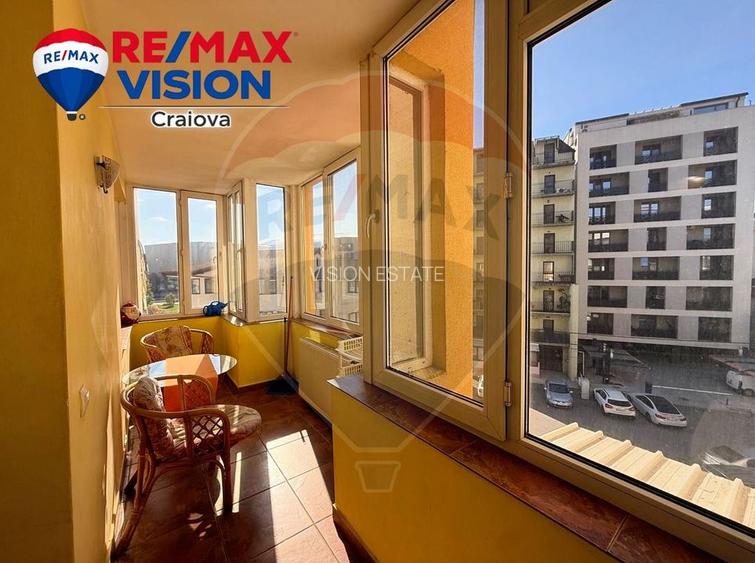 Apartament cu 4 camere de închiriat în zona 1 Mai - 9