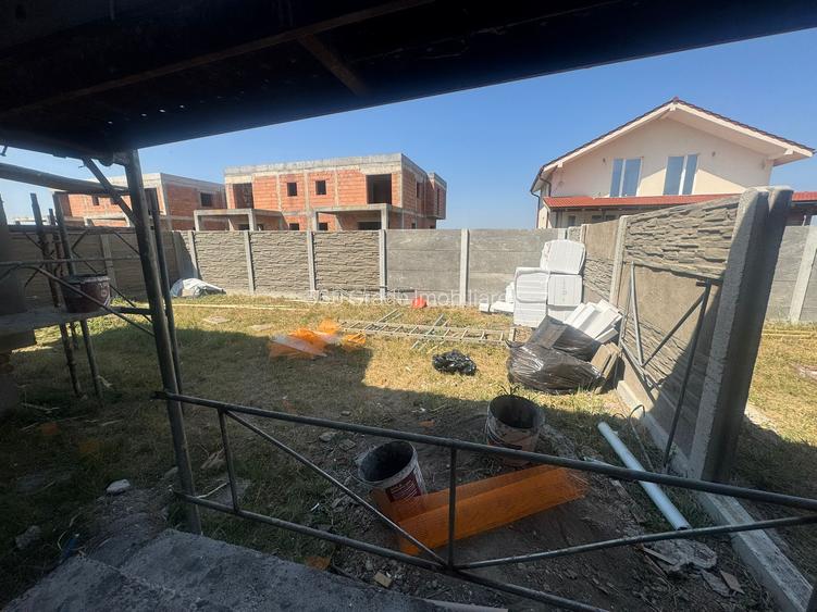 Duplex pe parter 3 CAMERE 2 bai 112.000 - 11