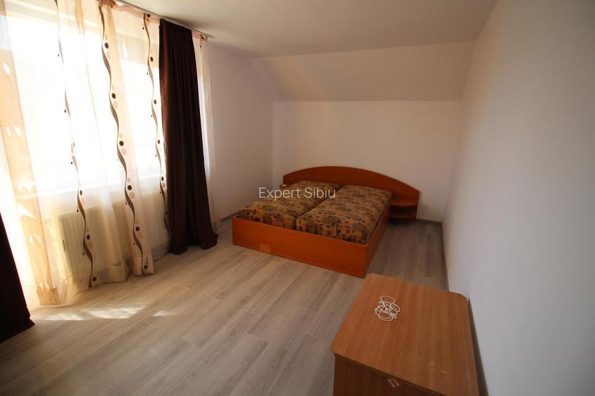 INCHIRIEZ apartament 4 camere , renovat,zona Strand - 5