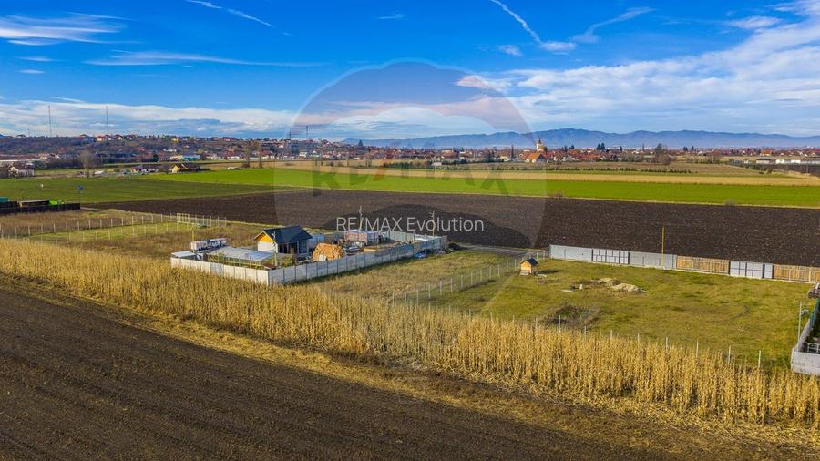 Teren intravilan cu CU-BOD- ZONA CISMASU- 1,020mp / Strada Iasomiei - 12