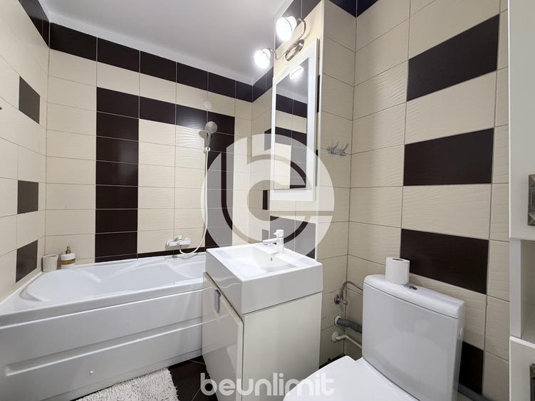 Apartament de 3 camere | decomandat | Zona centrală | Prima inchiriere