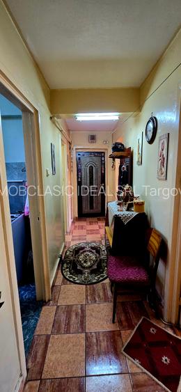 Targoviste. Bdul Regele Carol I,  ETAJ 1, vanzare apartament 3camere - 8