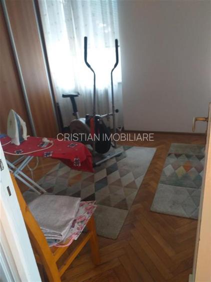 Casa Boiereasca D+P+M pozitie excelenta pe colt zona Centru Istoric - 2