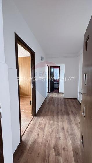 Apartament 4 camere de vanzare in Micro 16, Galați – 88,29 mp utili - 3