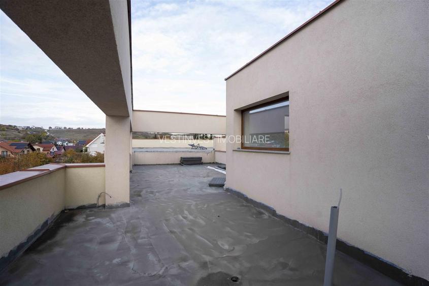 Baza de tenis si constructie moderna - 13