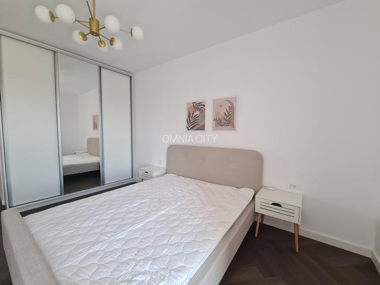 Apartament luminos,  zona  buna, bine compartimentat, mobilat, prima inchirere. - 12