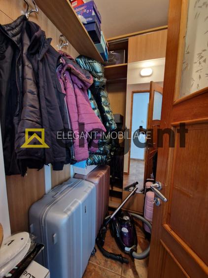 Casa D+P+1E+M, 528 mp utili, 11 camere, teren 548 mp, Piata Chiriac - 21