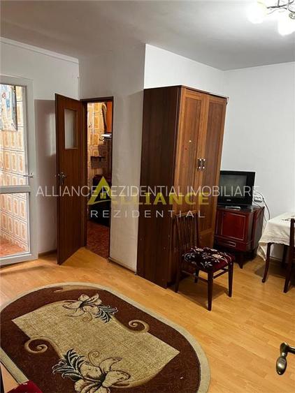 Apartament 2 camere - Sector 4 - 700m Metrou Ap. Patriei - 4