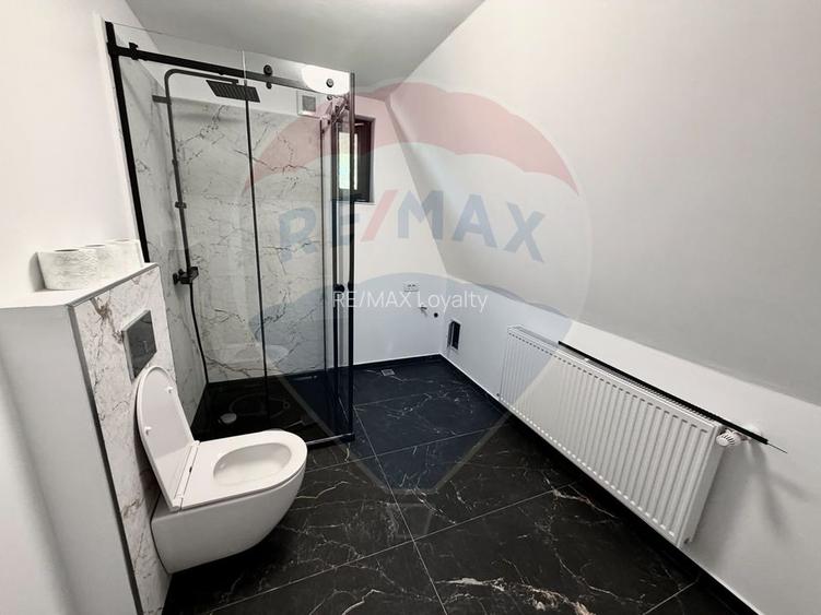 De vanzare Cabana A-Frame cu 1850 mp teren in zona Pucioasa, DB - 10