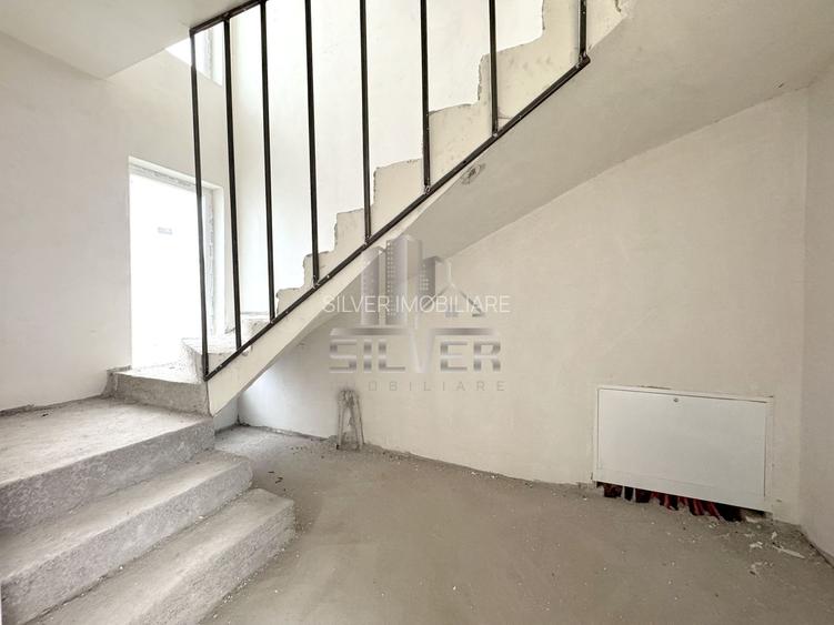 Casa  tip duplex /Zona strazii Urusagului. - 9