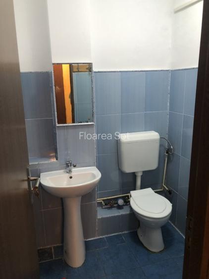 Apartament 3 camere etaj 4 din 5,decomandat,67mp utili,2 bai. - 12