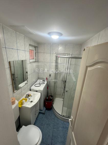 3 Camere , Semi Decomandat , Zona Giurgiului - 6