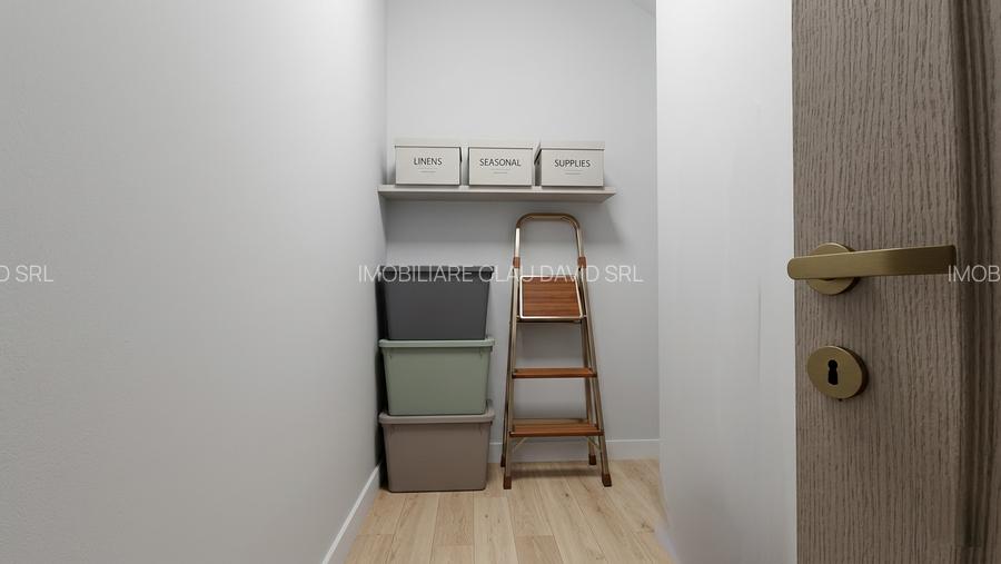 AFACERE LA CHEIE - COAFOR, FRIZERIE, SALON DE MASAJ, MANICHIURA, COSMETICA - 17