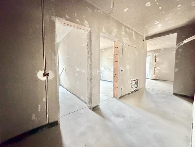 Apartament cu 2 camere si balcon de 5 mp - etaj 1 - Calea Urseni - 7