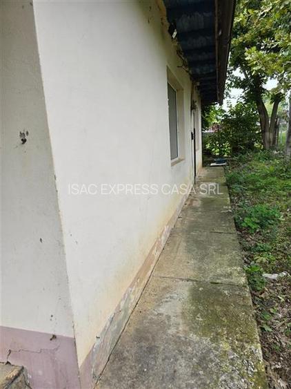 Casa locuibila de vanzare (3 camere, baie, bucatarie, teren) la 28 km de Iasi - 14