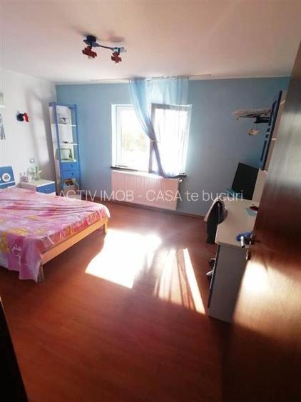 Vila individuala -  7 camere- Domnesti - Tudor Vladimirescu- 400 mp teren - 2000 - 16