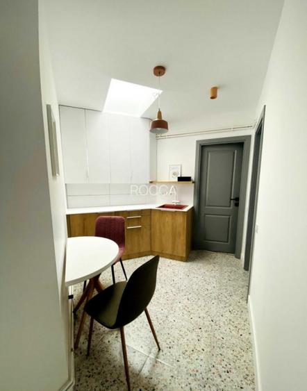 3 camere – Piața Victoriei, etaj 3/3, 50 mp, prima închiriere, 10 min metrou - 5