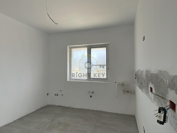 Casa individuala P+1, 4 camere, 430 mp teren, asfalt! Comision 0% - 15
