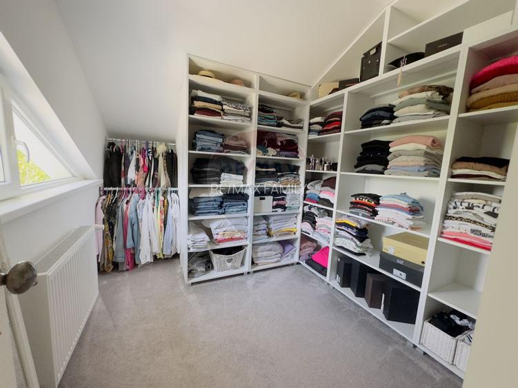 Casă / Vilă 5 camere,piscina Cart.Orizont 2 zona Metropolitana Oradea - 22