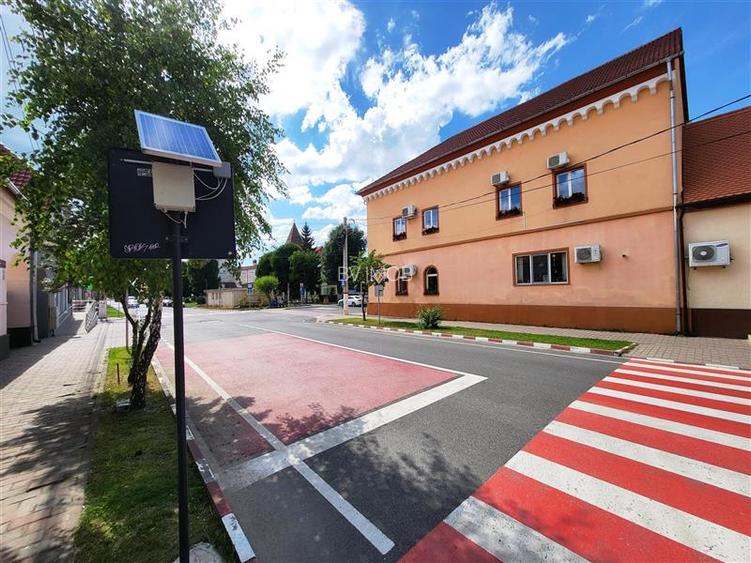 Vanzare spatiu comercial, Ghimbav, Central langa Primarie, vitrina - 23