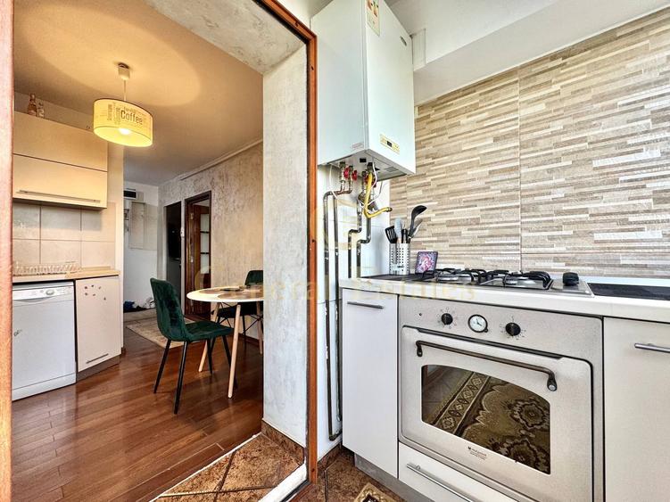 Spre Vânzare apartament cu 3 camere - 72 m.p - Nicolina, Iași - 8
