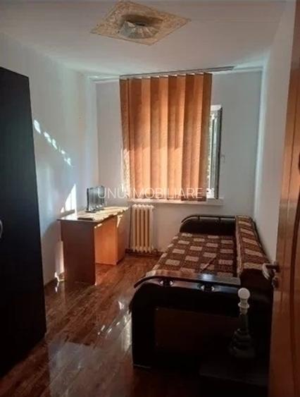 3 Camere Decomandat Etaj 2 Nicolina 1 Prima Statie LIDL - 4