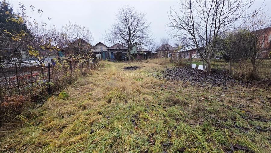 CASA 2 CAMERE 68 MP TEREN 701 MP  APAHIDA - 23