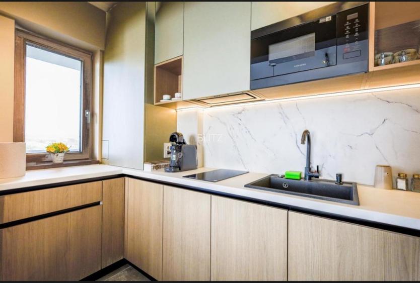 Apartament de vanzare, 57 mp, zona Brazda - 10