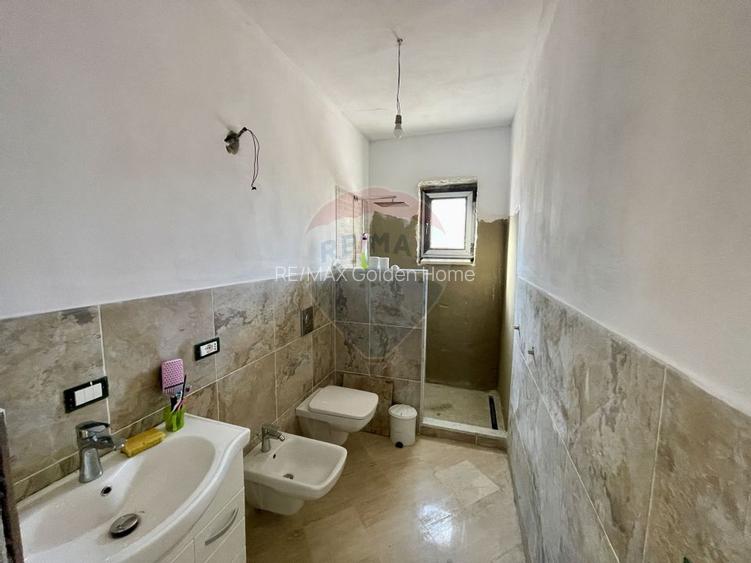 Casa / Vila in Sat Nou / Panciu - 11