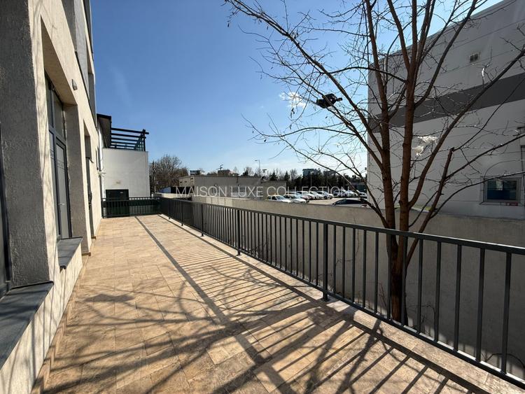 Spațiu birouri/comercial Pipera de închiriat – luminos, înalt, multifuncțional - 9