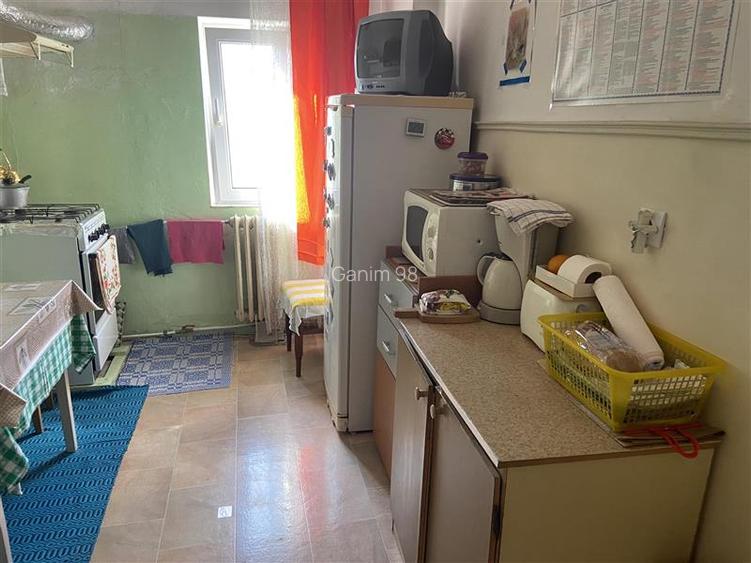 Apartamen 3 camere , cartier Sud 70 mp , decomandat - 6
