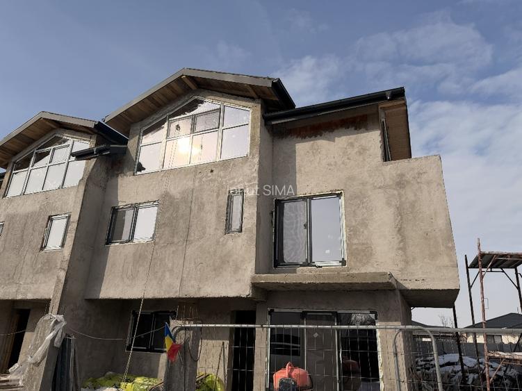 Casă la gri 4 camere P+1+M  125 mp – com. Berceni central, 94.500 euro - 3