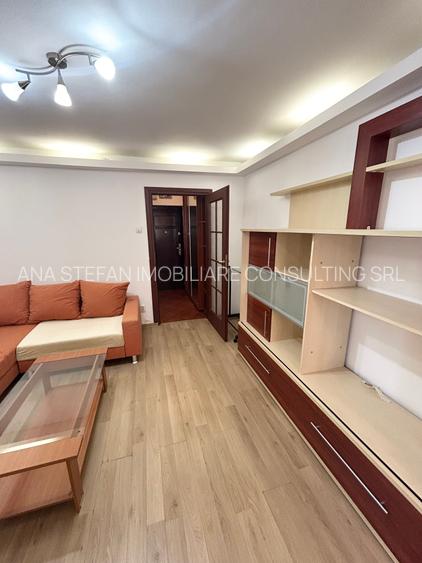 Ion Mihalache - Piata 1 mai / Garsoniera moderna - 3