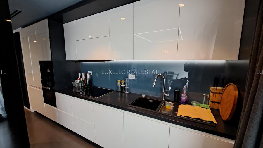 APARTAMENT 8 CAMERE CU SCARA INTERIOARA TIP LOFT -ULTRA LUX - 13