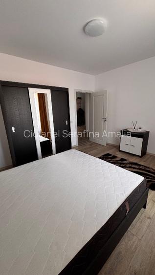 SE ÎNCHIRIAZĂ -  apartament cu 2 camere  - 6